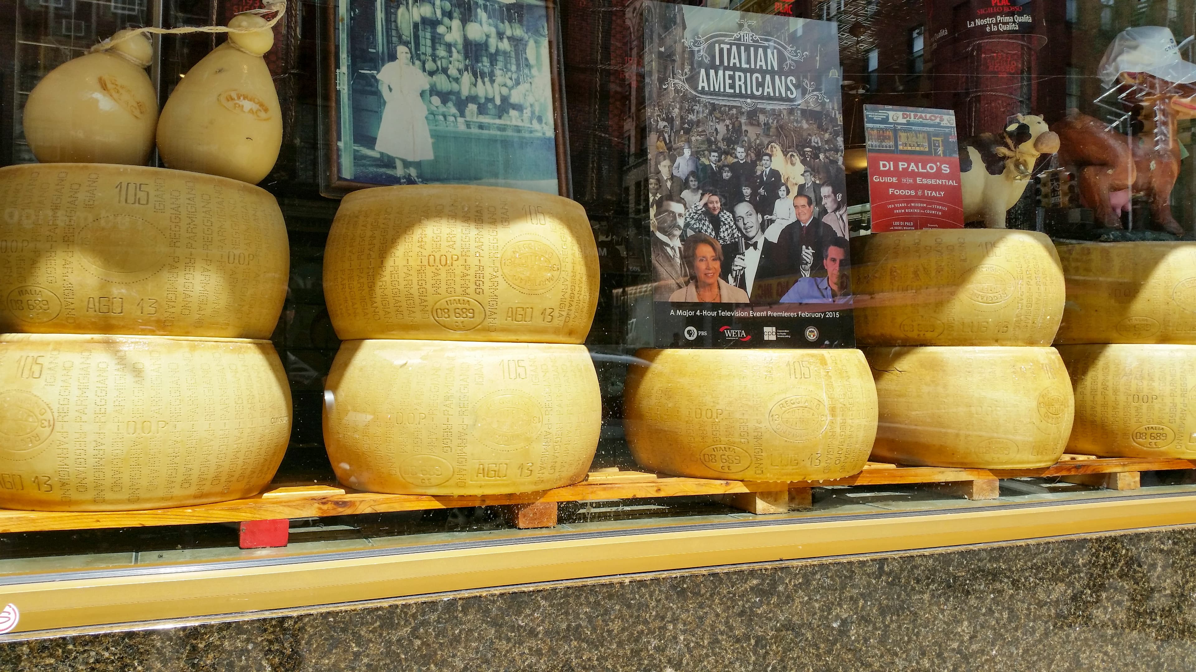 Di Palo's Fine Foods gallery 16
