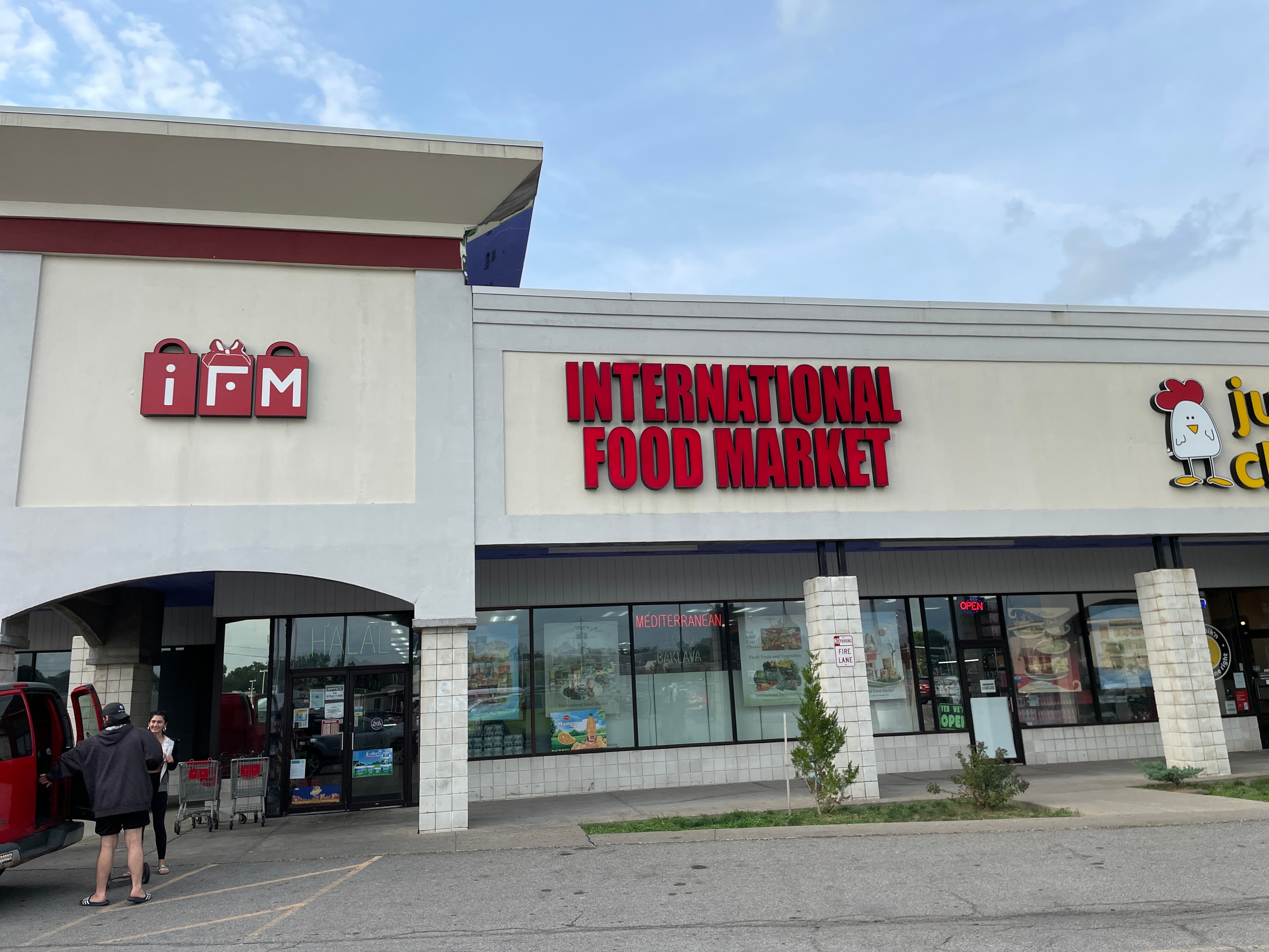 International Food Market & Cafe
