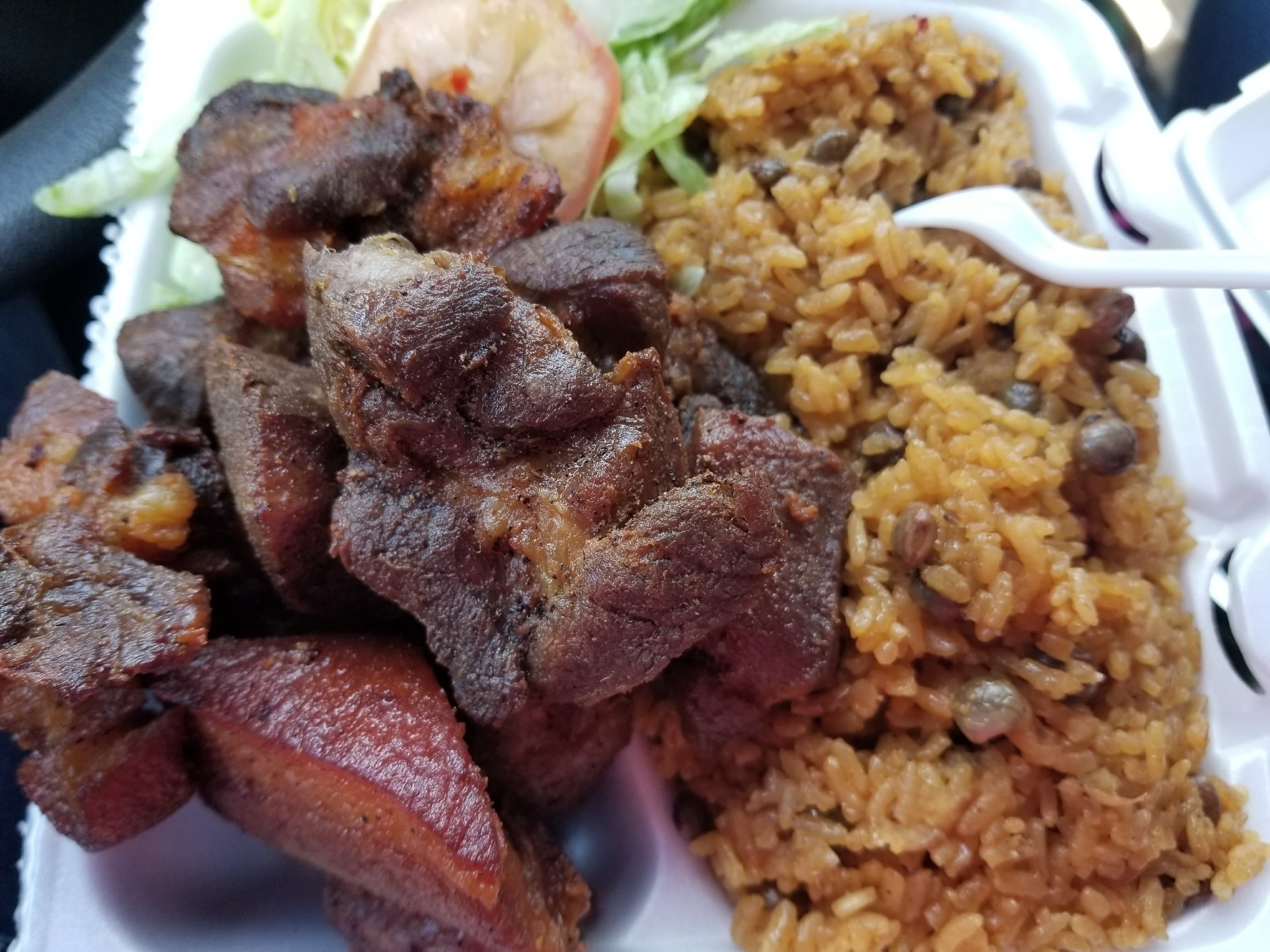 Montes Grocery Deli gallery 11