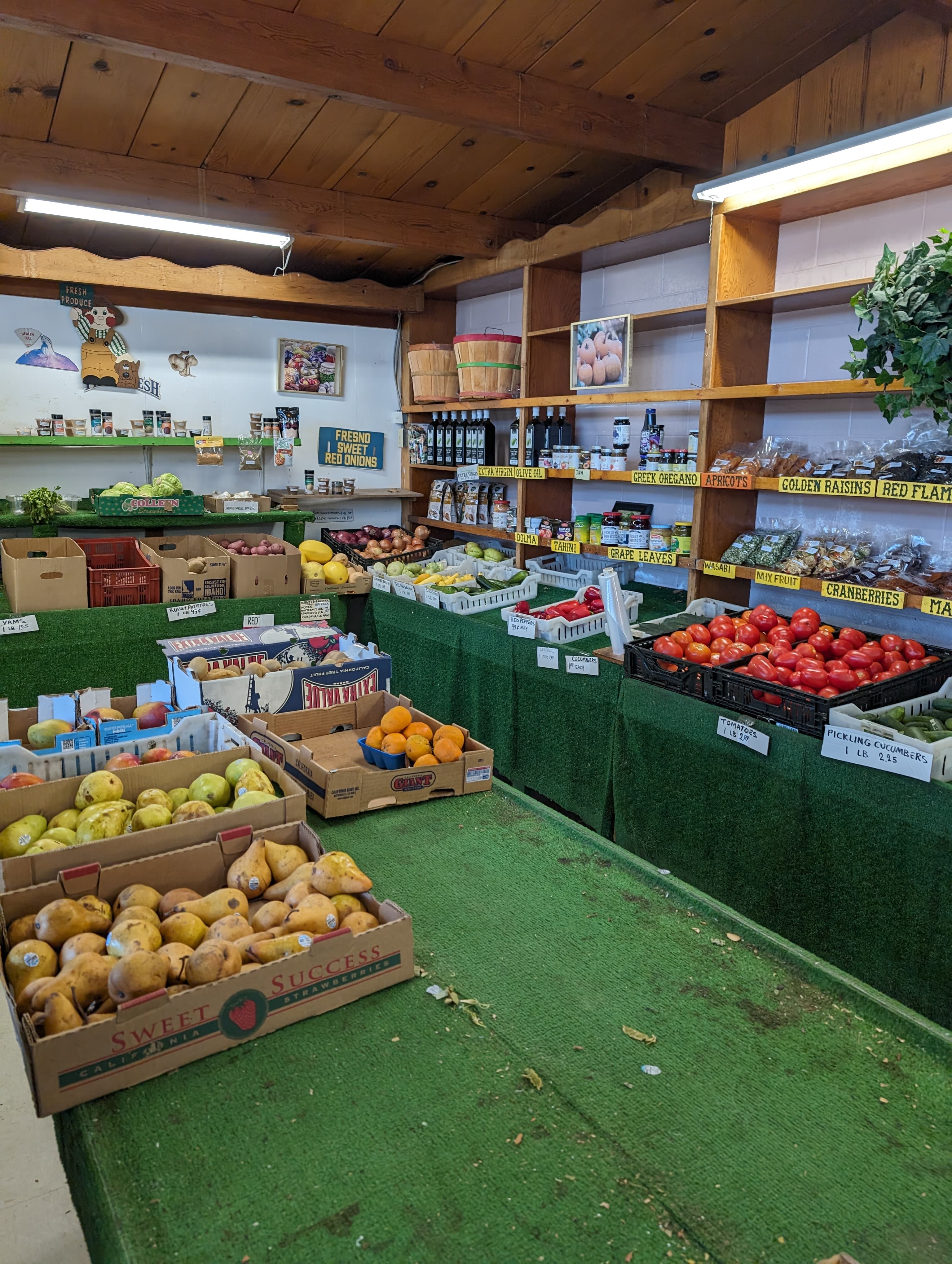 Oakhurst Fruit Stand gallery 3