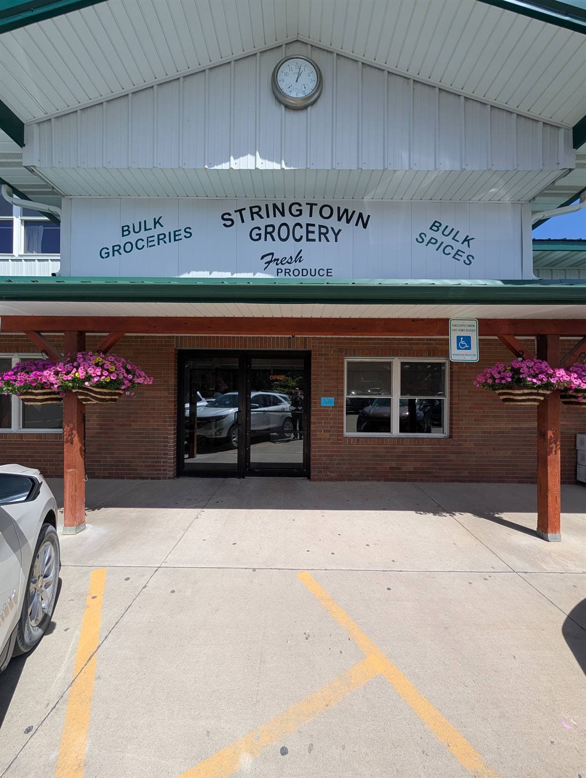 Stringtown Grocery