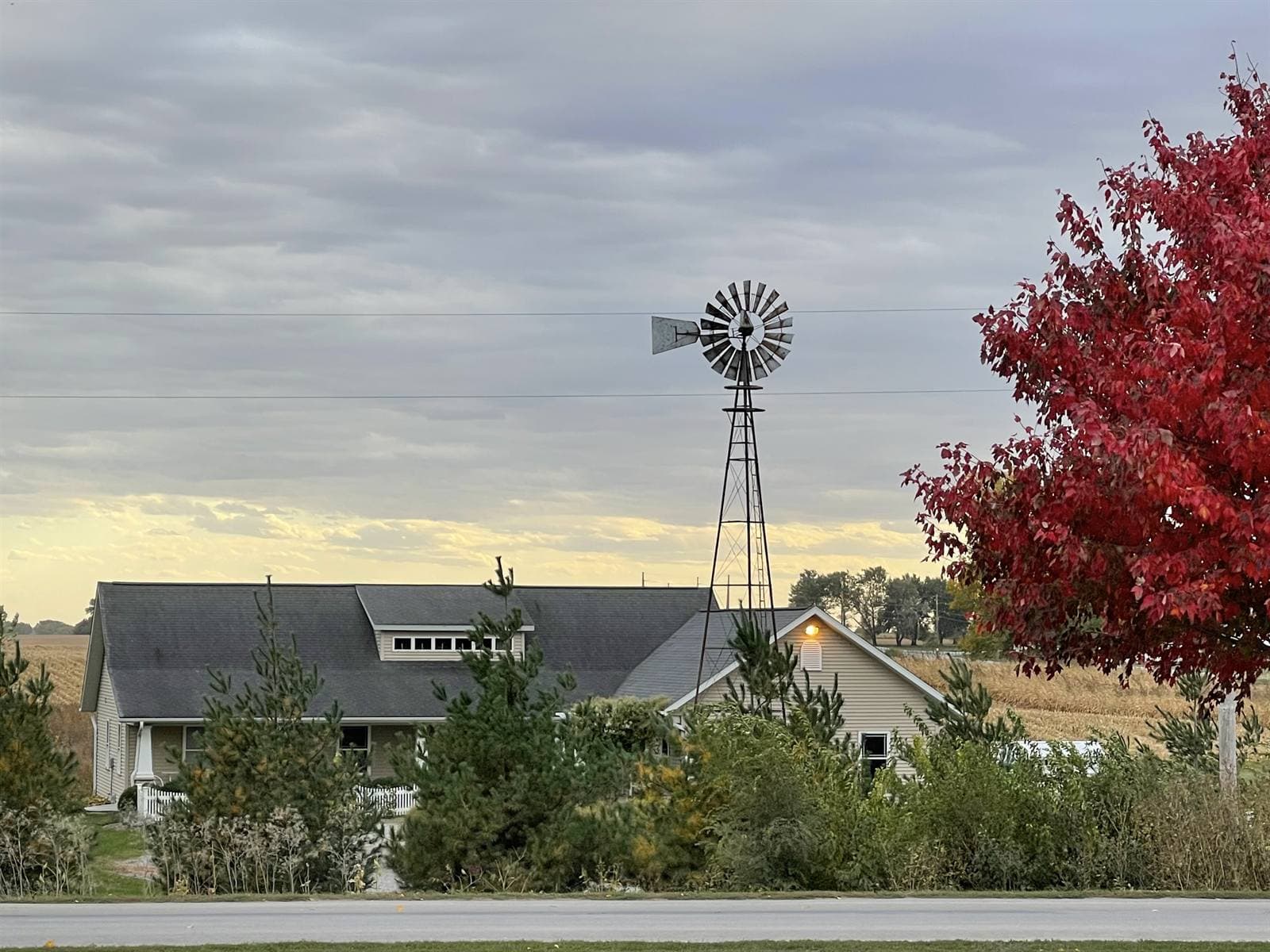 Stringtown Grocery gallery 16